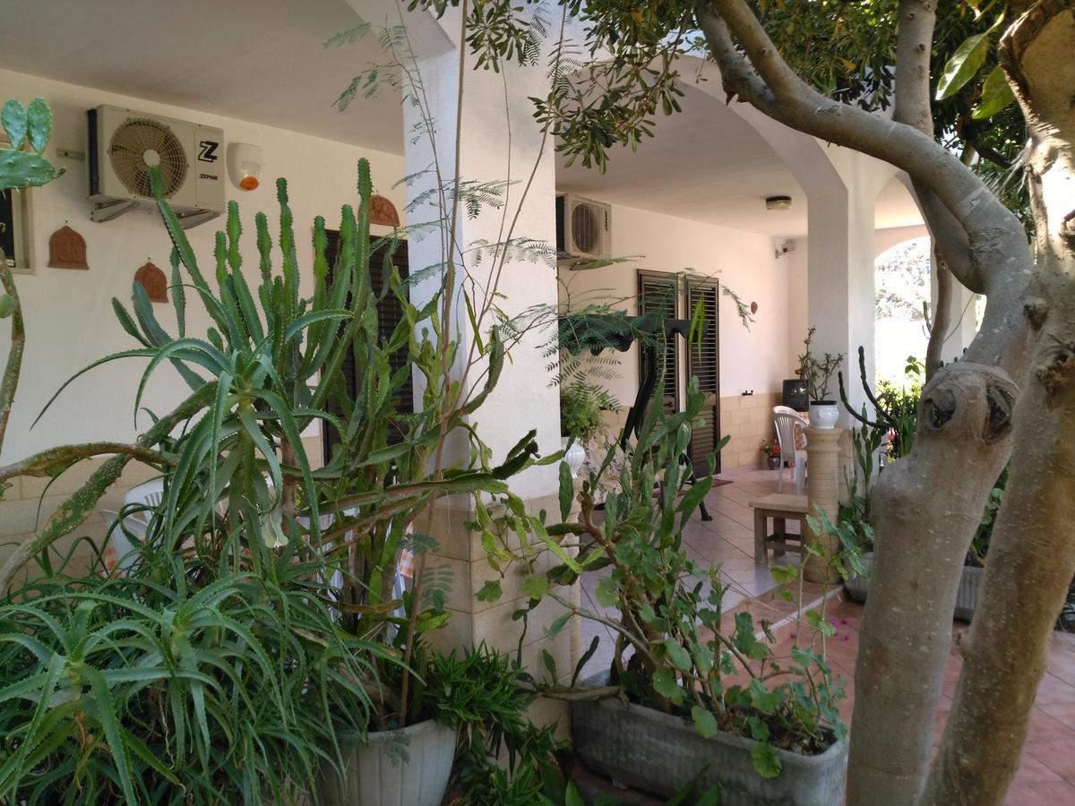 B&B Il Melograno Salento Torre Inserraglio Buitenkant foto