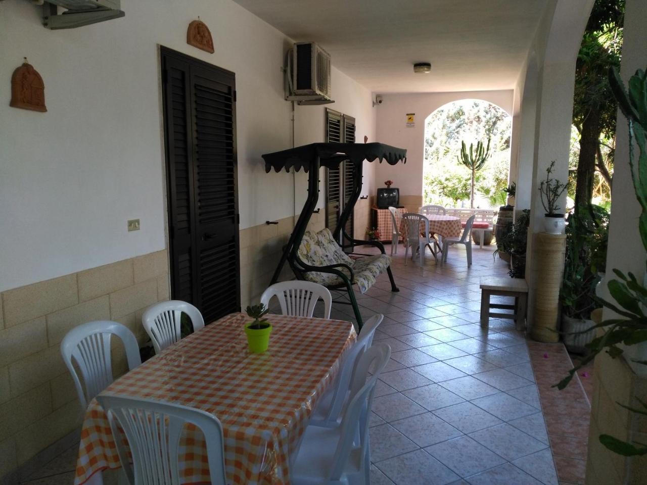 B&B Il Melograno Salento Torre Inserraglio Buitenkant foto